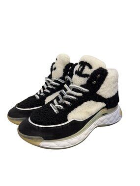 Chanel Ankle Booties Black & White Shearling Suede Size 7.5/38